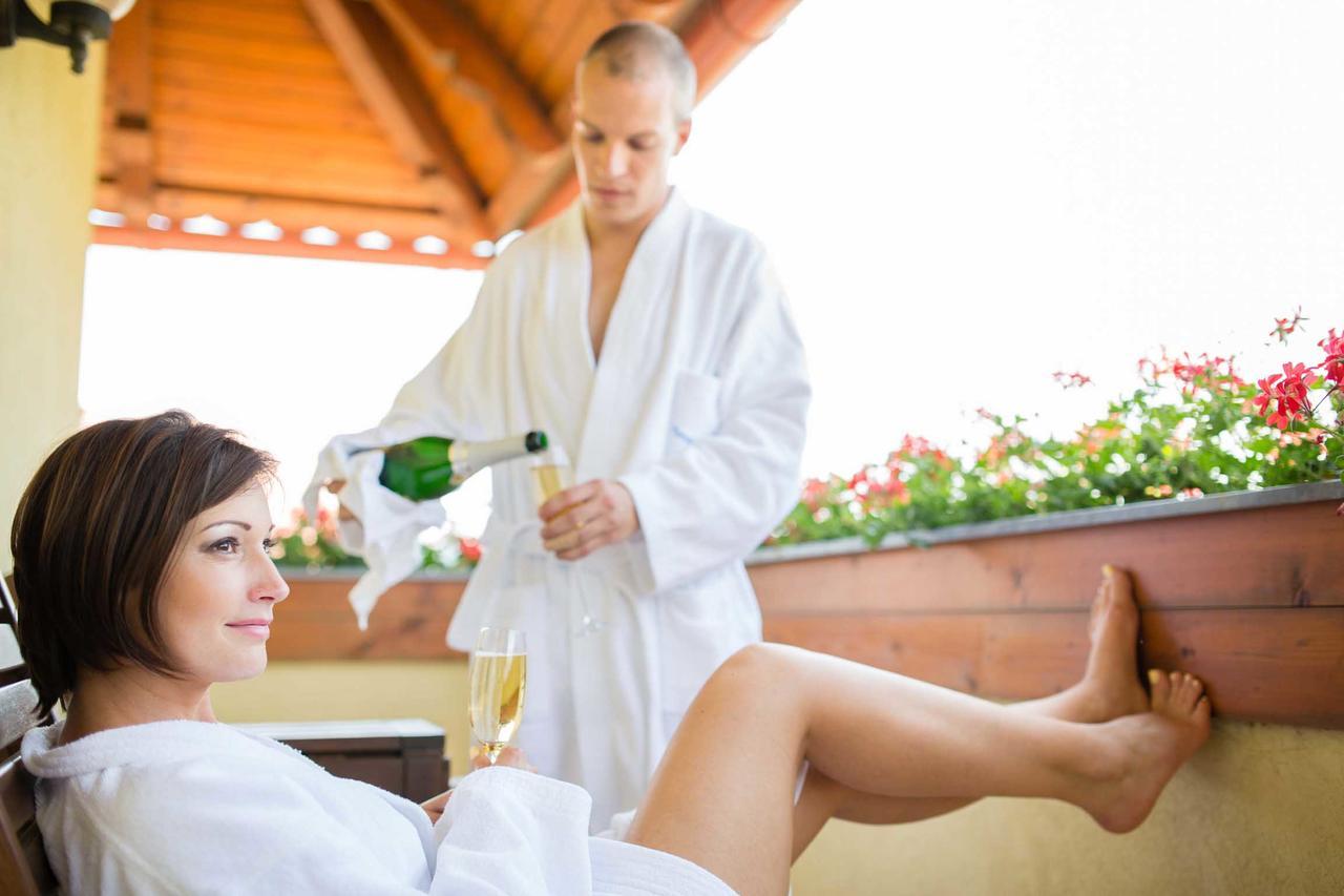 Kehida Hertelendy Haz Kehidakustany Ngoại thất bức ảnh